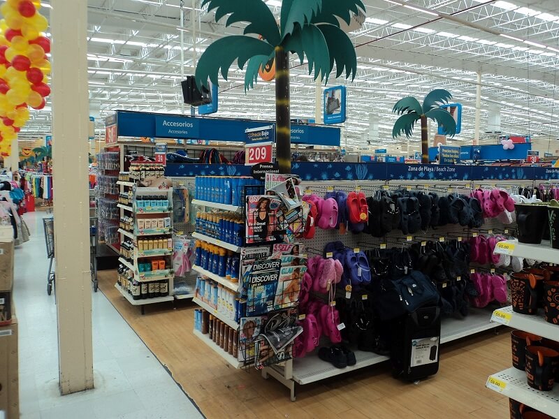 Mercadorias no Walmart em Cancún