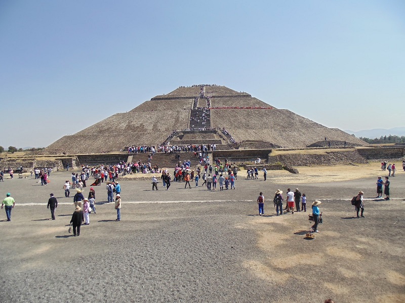 Passeio romântico pelas Pirâmides de Teotihuácan na Cidade do México
