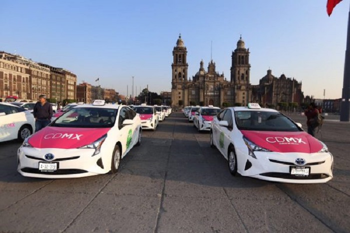 Andar de táxi na Cidade do México