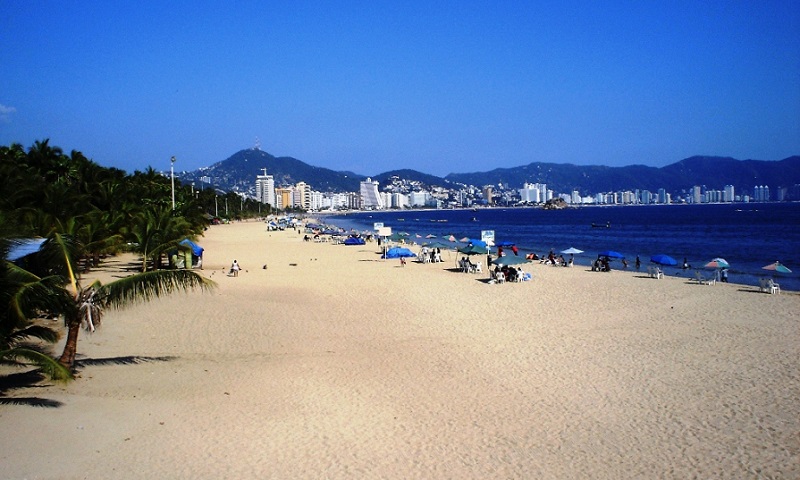 Visita à praia La Condesa em Acapulco
