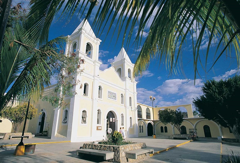 Passeio pela Plaza Mijares e Missão Jesuítica em uma lua de mel em Los Cabos