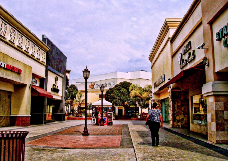 Shopping a céu aberto Plaza Río Tijuana