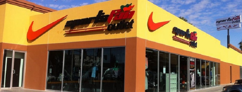 Compras de roupas na Sports Fan do Shopping Galerías Hipodromo em Tijuana