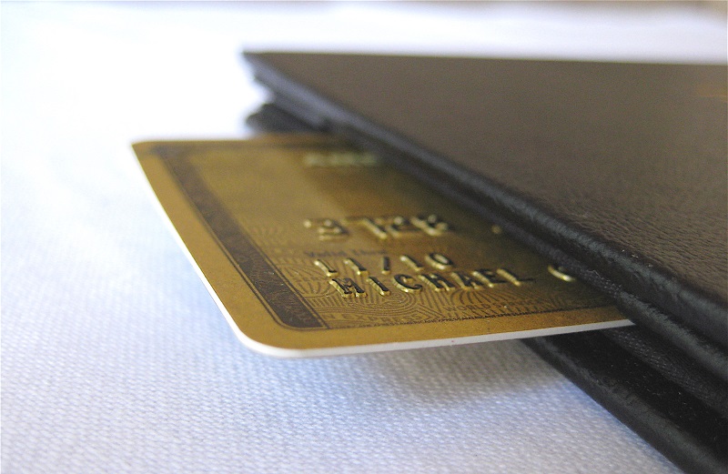 Cartão de crédito na carteira