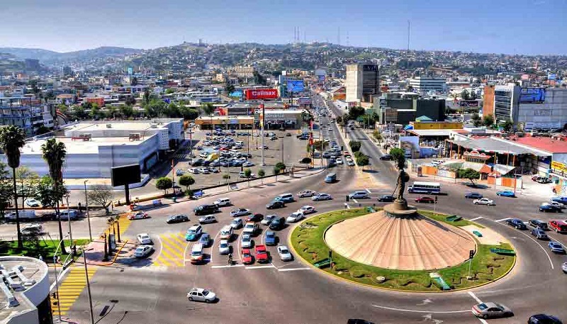 Carros no centro de Tijuana
