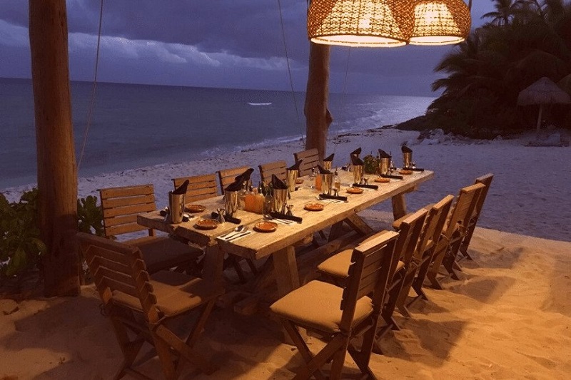 Mesa para jantar em Playa del Carmen