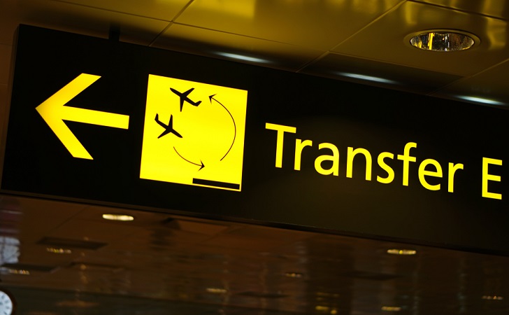 Placa de transfer em aeroporto