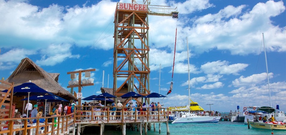 Qual é a praia com a melhor estrutura em Cancún?
